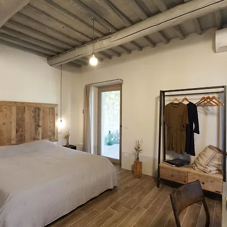 Casale Sterpeti Bed & Breakfast *